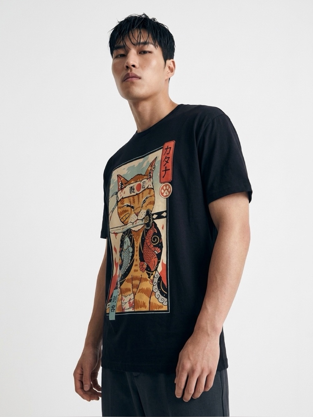 Threadless Black T-Shirt with Cat and Fish Graphic Size XL